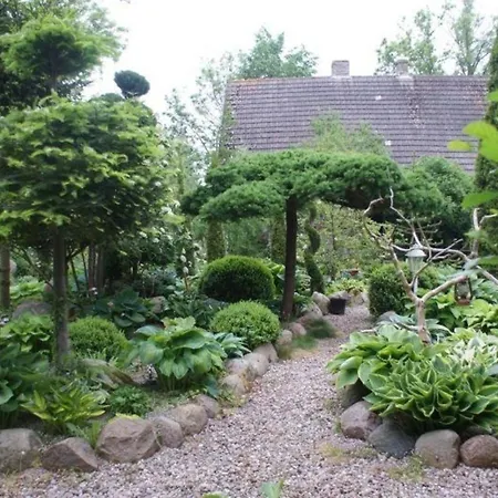 Dorf Stille - Huetten In Den Gaerten Magra - Lavendel Zakrzewo (Slawno)
